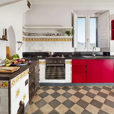 Nerello Mascalese Villa Montelaguardia